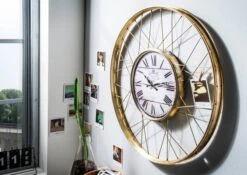Wanduhr Giro Ø 60 Cm